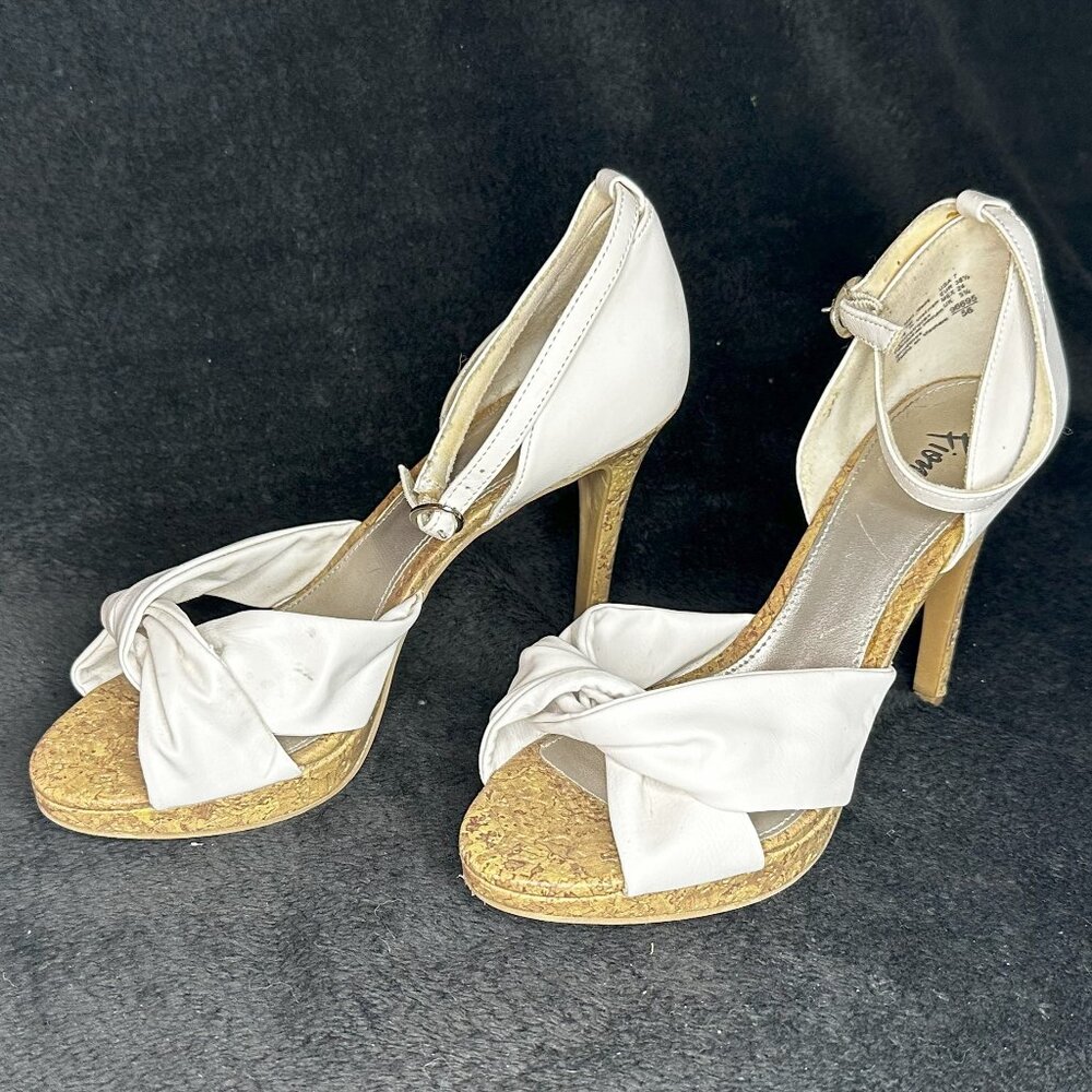 FIONI White Leather Open Toe Heels Size 7 Shoes Cork Stiletto Heel Ankle Strap
